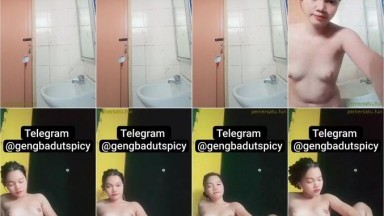 Bokep Cantik Tocil Colmek Diluar Biar Dientot Tetangga - Bokep Indonesia
